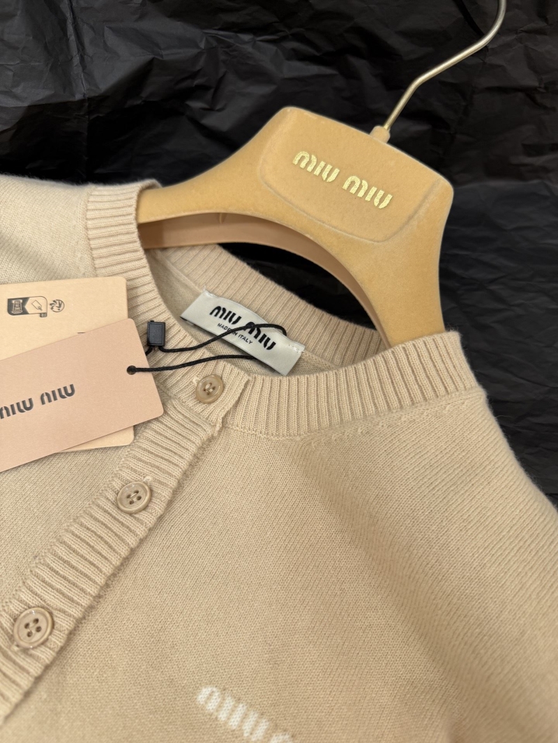 MIU MIU